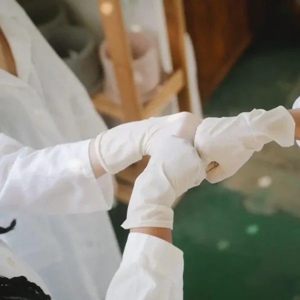 Surgical Hand Gloves – Sterile, High Precision Fit - Image 5
