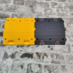Plastic Speed Bump/ Speed Breaker  With Nail 500x400x50mm (2 PC)